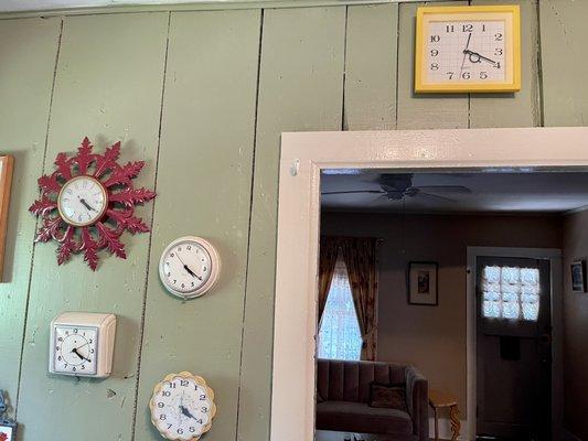 Wall of clocks decor