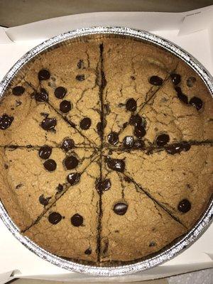 Baked Chocolate chip cookie