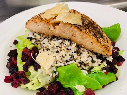 Asian Beet & Grilled Salmon Salad (GF)