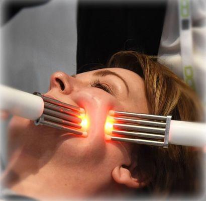 Microcurrent Led, provides Skin Rejuvenation and facial toning