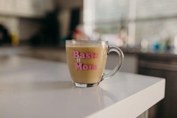 Basic Mom glass coffee mug