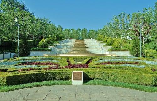 Gardens of the World, Thousand Oaks