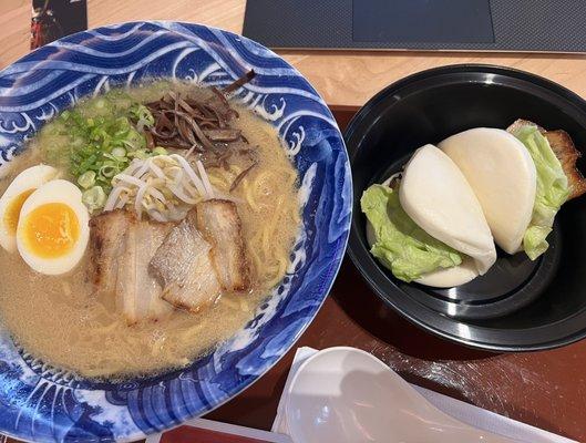 Pork ramen and pork bun