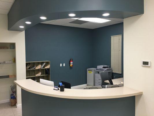 Relief MD of West Palm Beach Front Desk