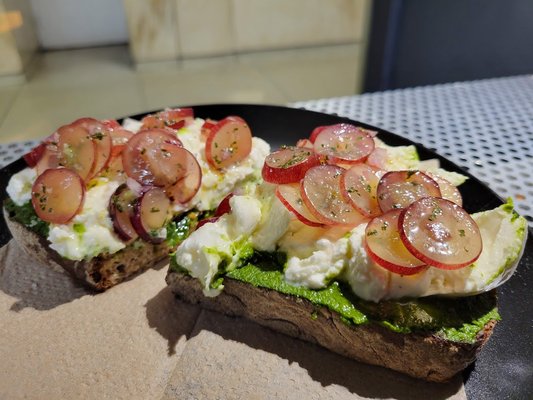 Burrata Grape Toast