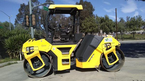 We have plenty of Tier 4 final rollers availablefor rental like our beautiful Bomag BW141's. #paving asphalt #DoradoEquipmentCorporati­on.