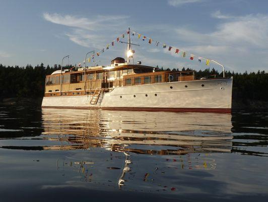 M/Y Linmar at Sucia island anchorage