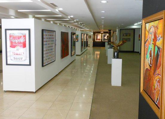 Gallery Right