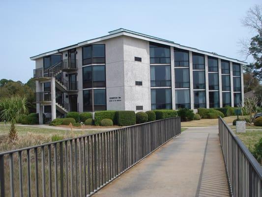 The Robertson Inn Motel with views overlooking the historic Frederica River.