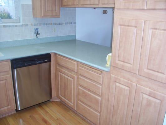 Reface and solid surface counter top