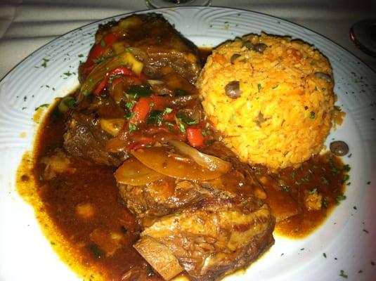 Get the short ribs with spanish rice!