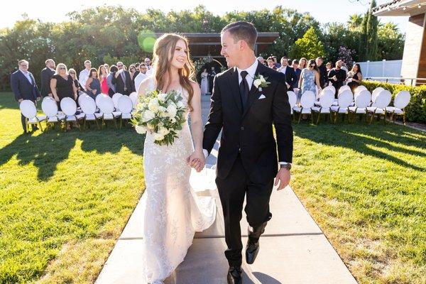 All white and elegant wedding at lotus House