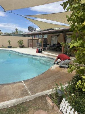 More installation photos of this pool.