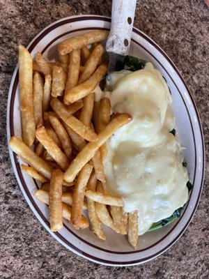 Eggs Florentine with fries