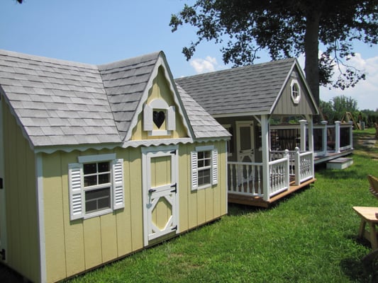 Victorian style shed, Manassas