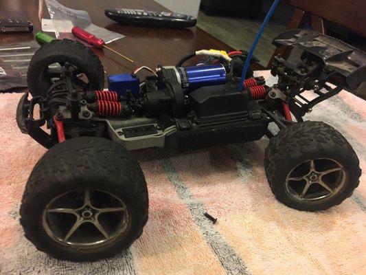 Traxxas 1/16 e revo