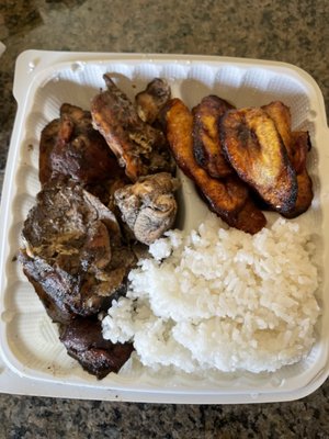 Jerk chicken thighs, plantains, with coconut rice .....yummmmm