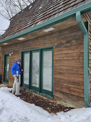 Snow or no snow, the windows will get cleaned