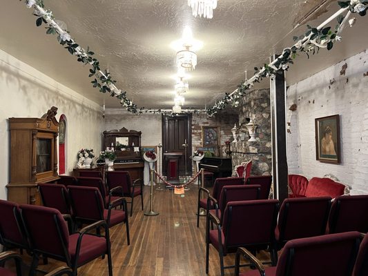 The wedding chapel on the first floor.