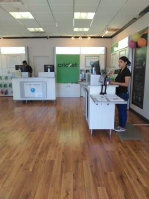 Cricket Wireless Authorized Retailer