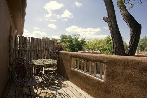 Outdoor balconies - Casitas E & F