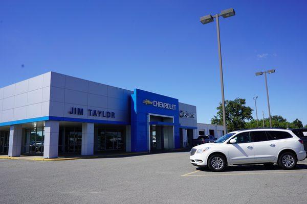 Front of Jim Taylor Chevrolet Buick Store