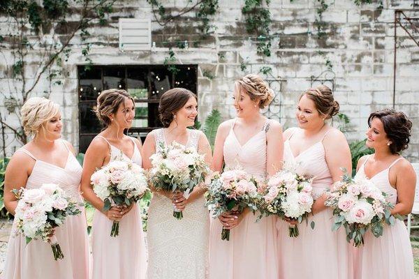 Bride & Bridesmaids, wedding venue Sundance Studio