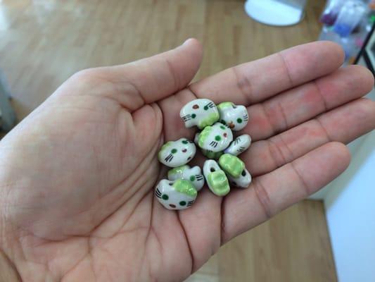 Hello kitty ceramic beads