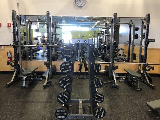 Nice weight area with Hammer Strength equipment.