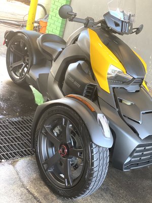 CanAm 900