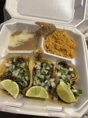 Taco plate with carne