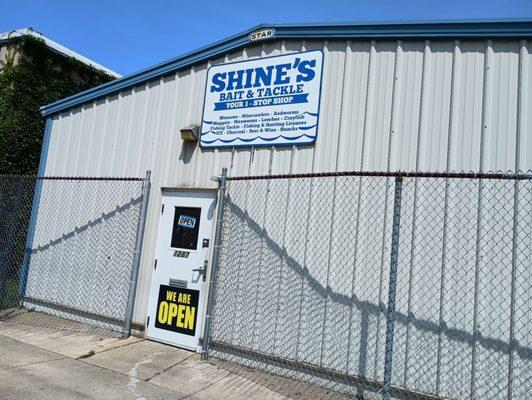 Shine's Live Bait