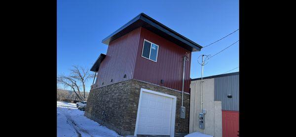 Built a new Airbnb building in Montana.