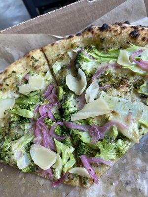 Broccoli pizza