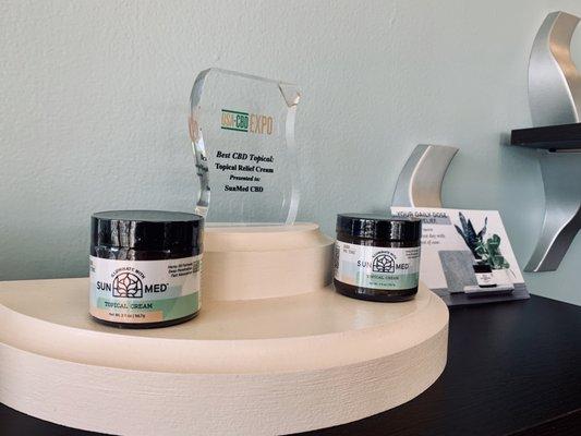 Award winning topical cream comes in 500mg, 1000mg & 2000mg! Broad & Full Spectrum available.