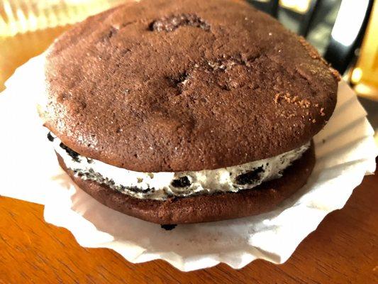 Oreo cookie sandwich