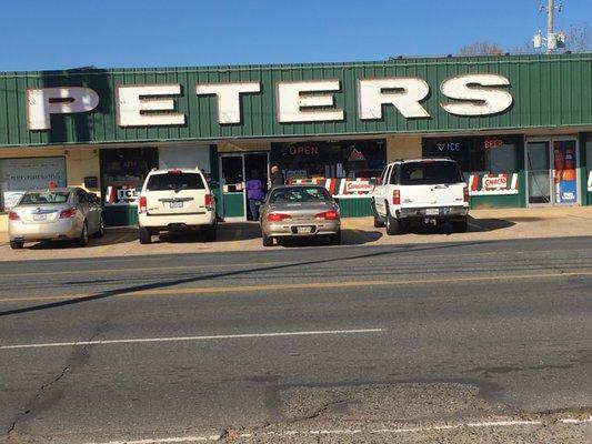 Peters Grocery & Liquor