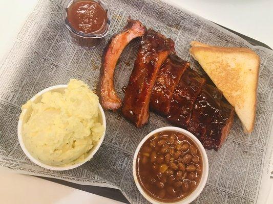 Rib plate with tator salad and baked beans