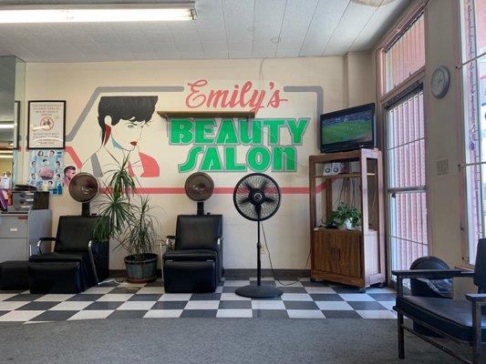 Emily's Beauty Salon