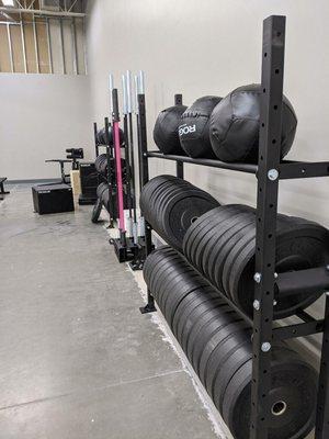 Free Weights - Dumbbells, kettlebells