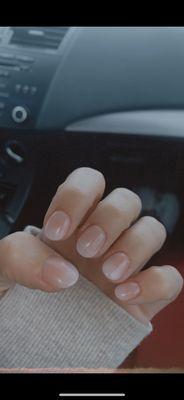 pink and white ombré dip nails