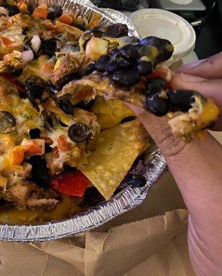 Loaded chicken nachos