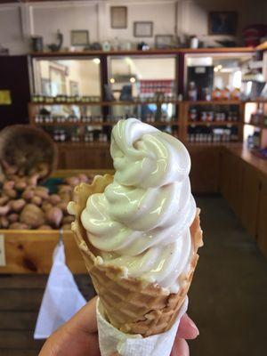 Apple cider soft serve