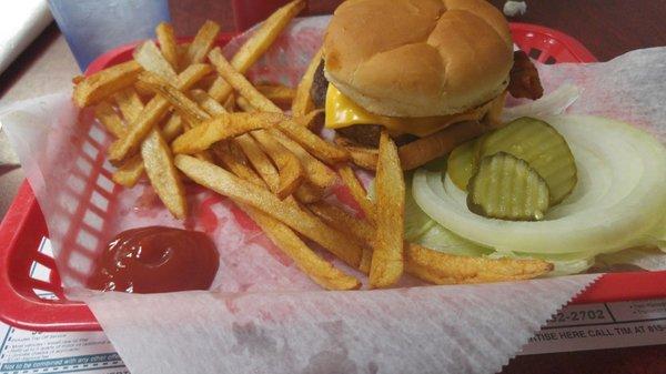 Bacon Cheeseburger