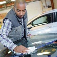 Call National Glass Experts Santa Ana, CA for a free windshield replacement quote now!