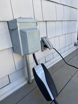 Weatherproof outdoor 240V/50amp outlet for Tesla car charger!