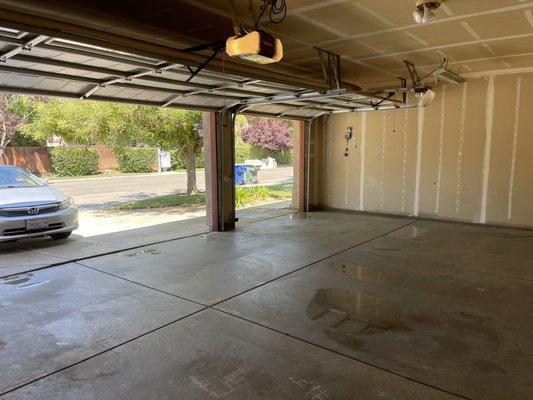 Nice clean garage