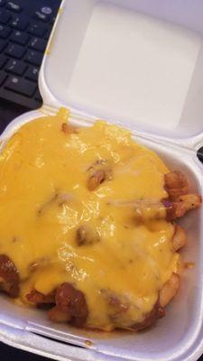 Chili cheese fries