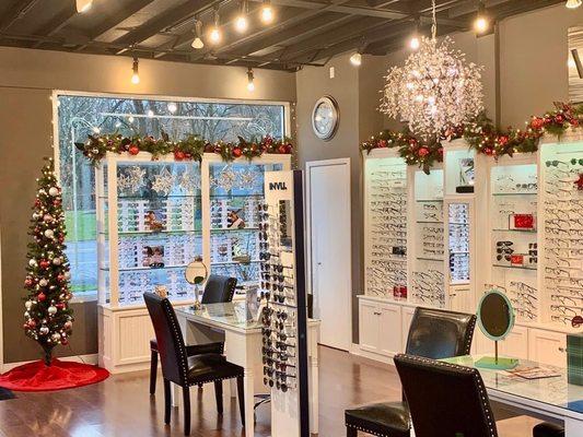 Aurora Eyecare at Christmas time.