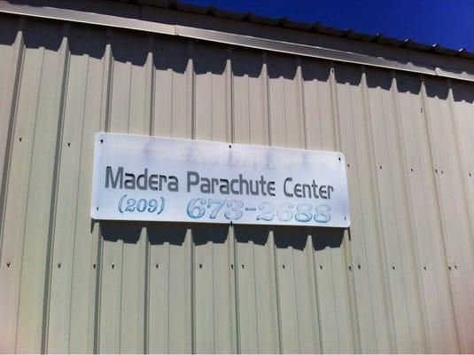 Madera Parachute Center Main Sign